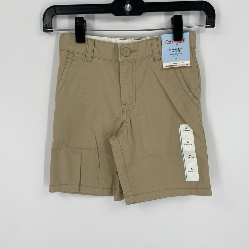 Cat & Jack Girls’ Tan Chino Uniform Shorts size 6